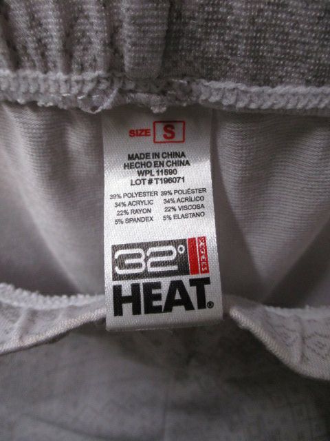 Load image into Gallery viewer, Used 32 Degrees Base Pants Youth Size Small
