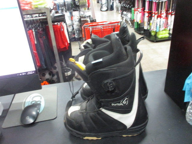 Load image into Gallery viewer, Used Burton Mint Womens Snowboard Boots Size 7
