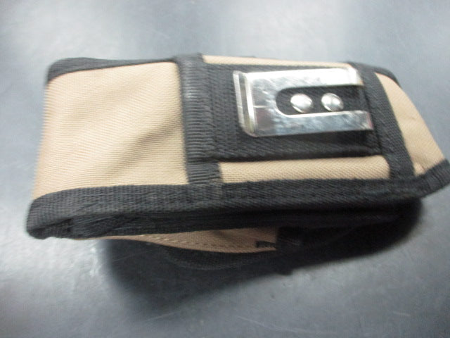 Load image into Gallery viewer, Used CLC Work Gear Phone / Tool Belt Holder
