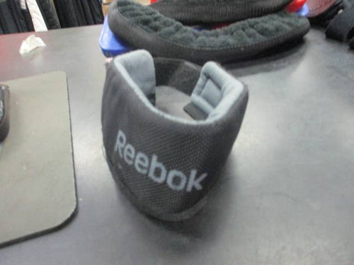 Used Reebok 4k Jr Neck Guard