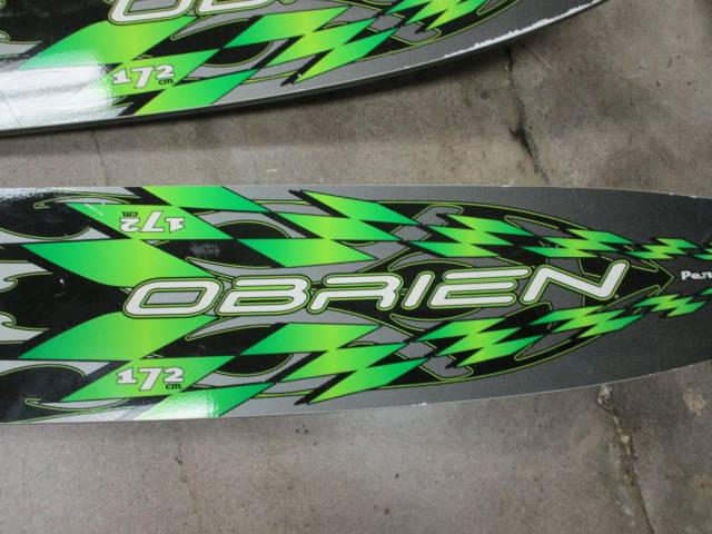 Load image into Gallery viewer, Used Obrien Performer 172 With X9 Bindings Water ski Combo
