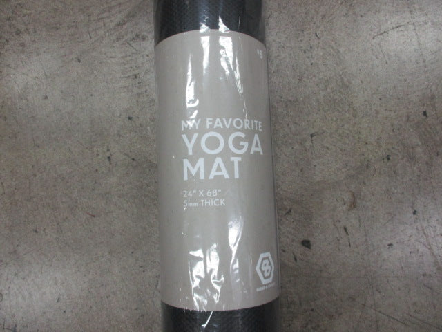 Load image into Gallery viewer, My Favorite Yoga Mat 24&quot; x 68&quot; 6mm Thick
