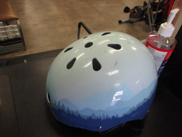 Load image into Gallery viewer, Used Nutcase Skate/Bike Helmet Size Small (Missing Side Pads)
