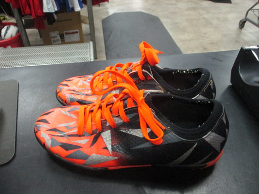 Tiebao deals soccer shoes