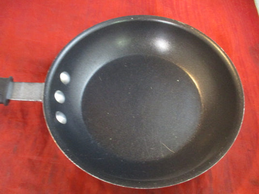 Used Wearever Cooking Pan - 8"