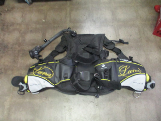 Used Sherwood Luna BCD Adult Size Medium