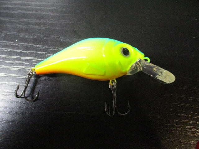 Load image into Gallery viewer, Used Blue and Yellow Crank Bait Lure
