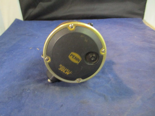 Used Penn Squall 40LD Conventional Reel w/ Braided Line