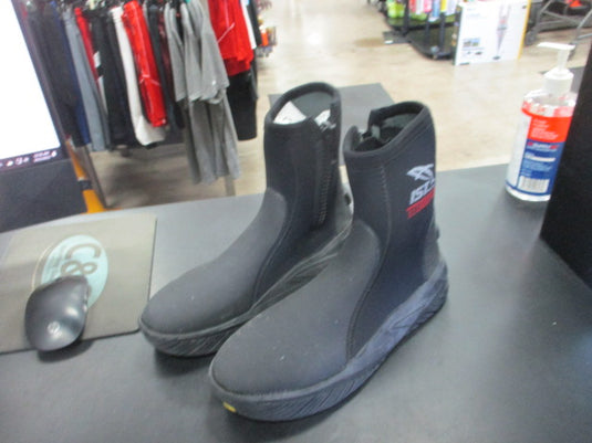 Used IST Proline Titanium Dive Boots Size 8