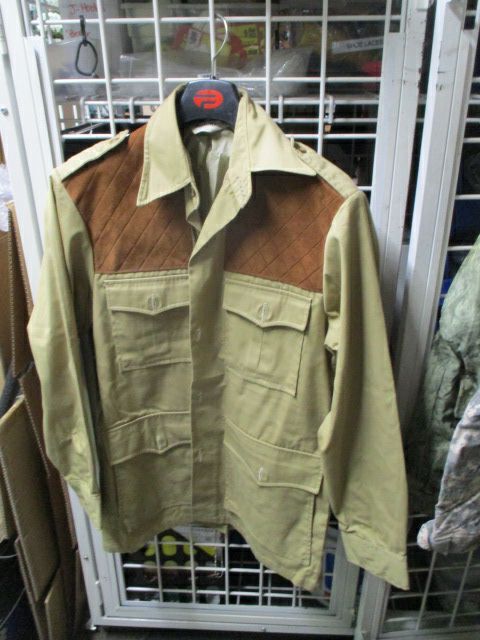 Used Vintage Woolrich Leather Patched Shoulders Hunting Jacket Adult Size Medium